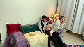 Stepdaughter keeps cuming everywhere and gets her stepdad to fuck her hard
