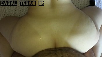 Play Esposa gostosa se mostrando sexo anal