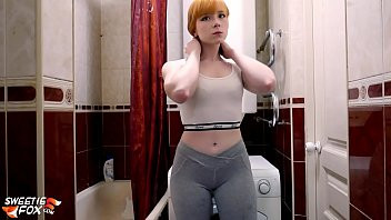 Play Fitness Babe Passionate Fingering Pussy in the Shower - Solo