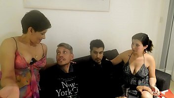 Play NINFOMANA INFIEL , SE COJE AL PLOMERO , AL CUÑADO, AL MARIDO Y PROPONE INTERCAMBIO DE PAREJA 2