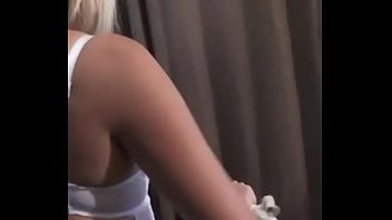 Play Je fais un faux casting pour pouvoir baiser Nicky
