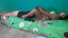 Play Homemade Video: Hotwife Sucks Off Delivery Guy