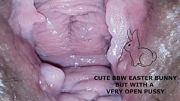 Play Cute bbw bunny, but with a very open pussy